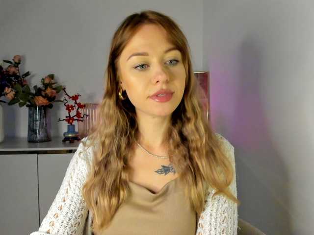 CindyGlam live cam profile