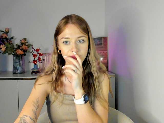 CindyGlam's BongaCams show and profile