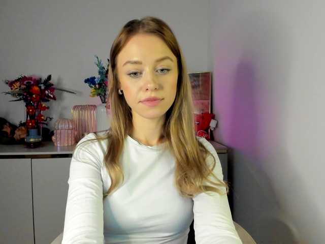 CindyGlam's BongaCams show and profile