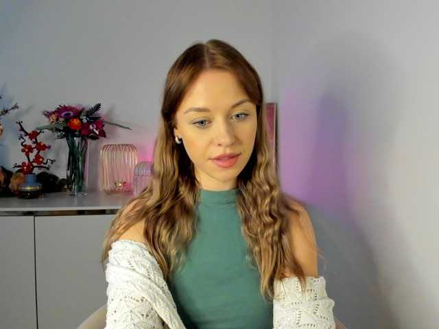 CindyGlam's BongaCams show and profile