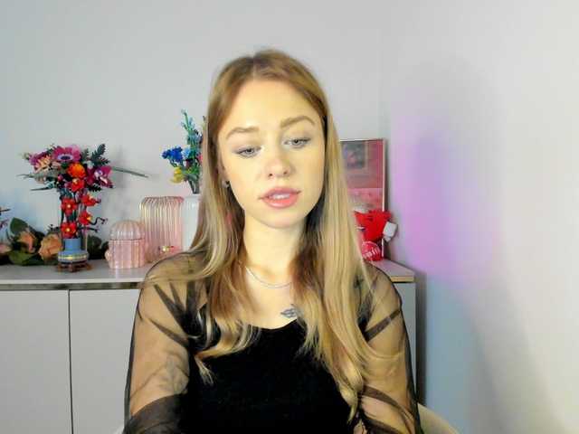 CindyGlam's BongaCams show and profile