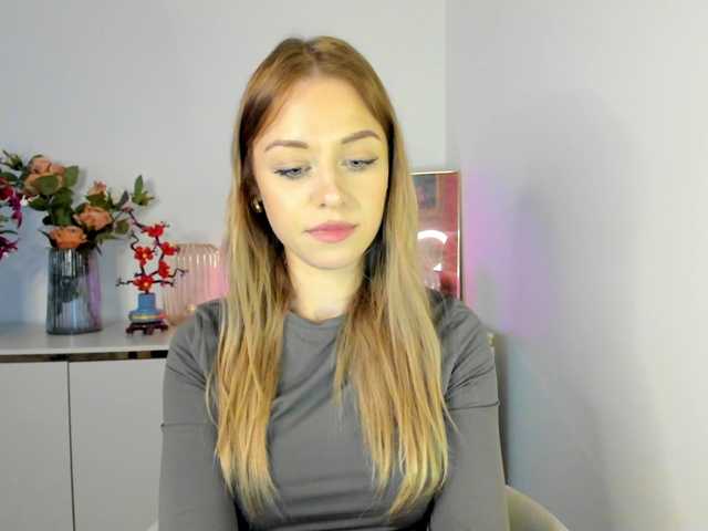 CindyGlam's BongaCams show and profile