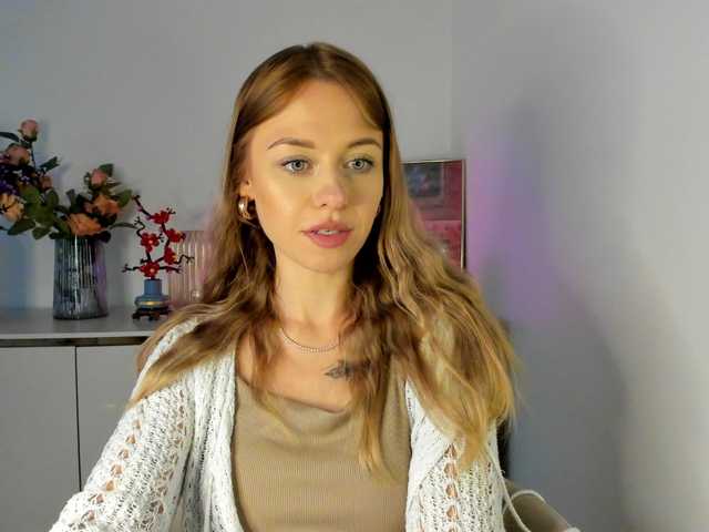 CindyGlam's BongaCams show and profile