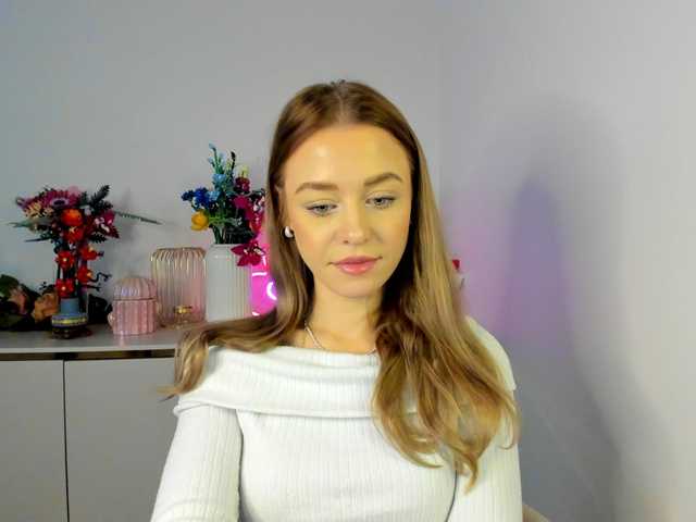 CindyGlam's BongaCams show and profile