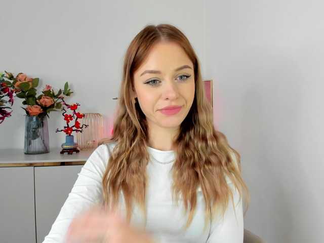 CindyGlam's BongaCams show and profile