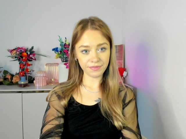 CindyGlam's BongaCams show and profile