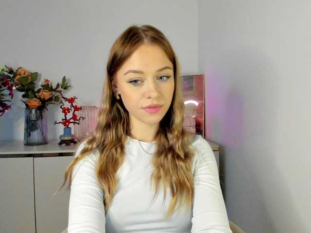 CindyGlam's BongaCams show and profile