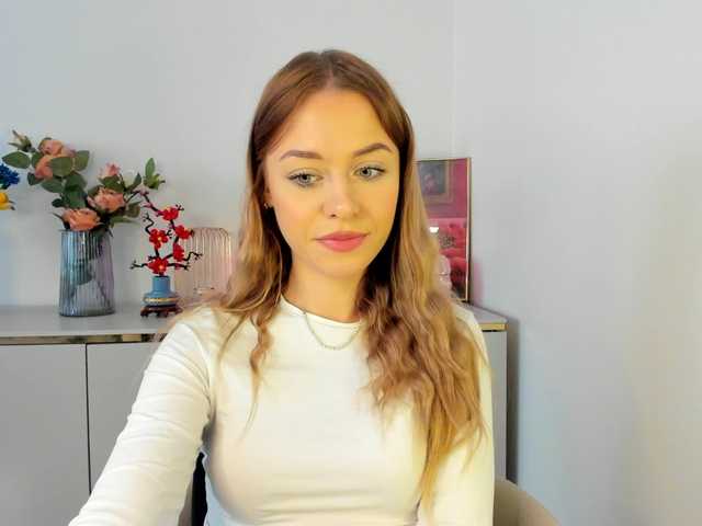 CindyGlam's BongaCams show and profile