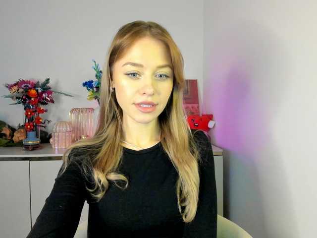 CindyGlam's BongaCams show and profile