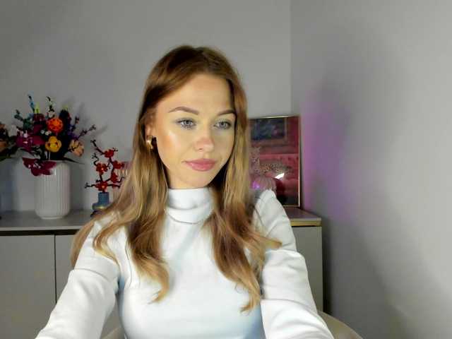 CindyGlam's BongaCams show and profile