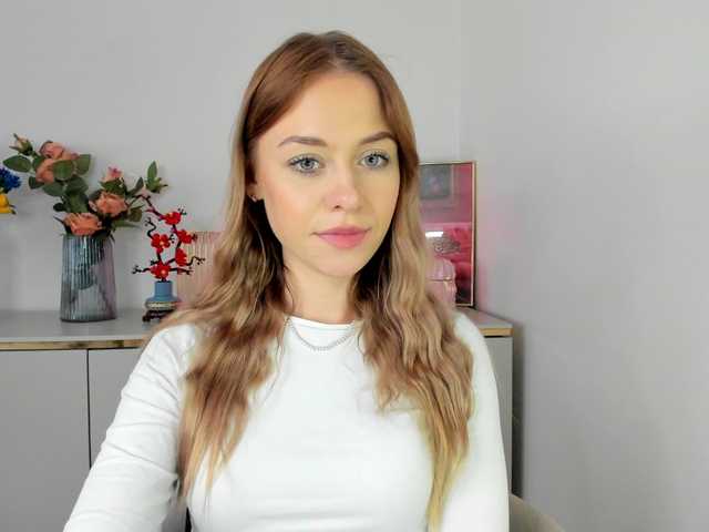 CindyGlam's BongaCams show and profile