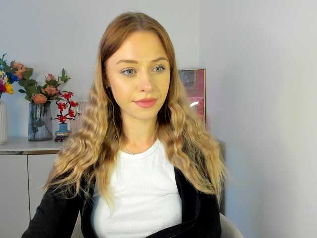 CindyGlam's BongaCams show and profile