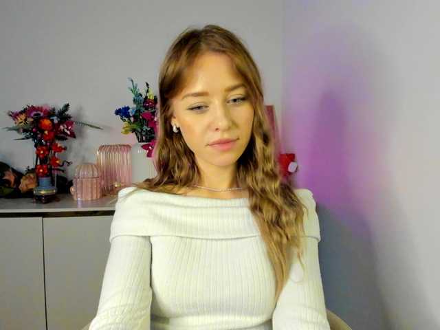 CindyGlam's BongaCams show and profile