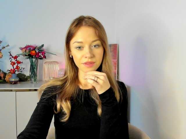 CindyGlam's BongaCams show and profile