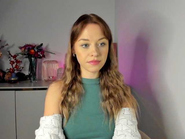 CindyGlam's BongaCams show and profile