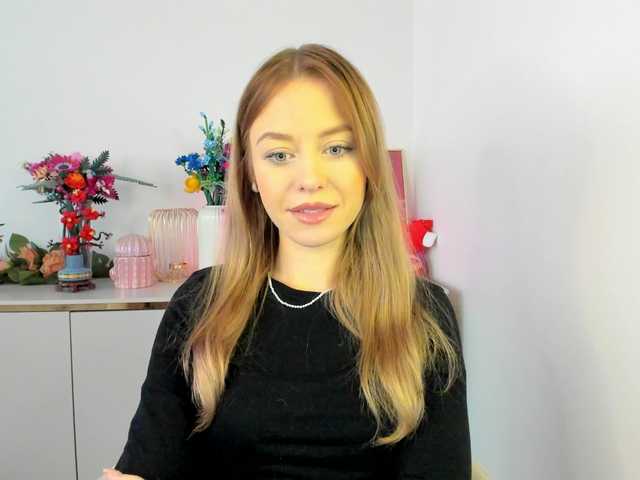 CindyGlam's BongaCams show and profile