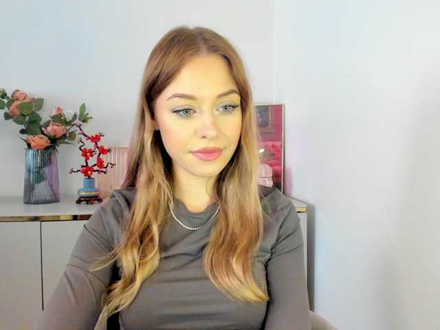 CindyGlam's BongaCams show and profile