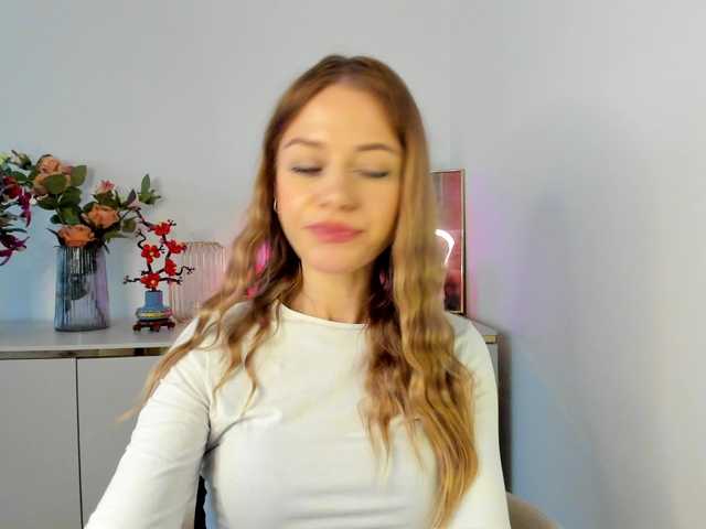 CindyGlam's BongaCams show and profile