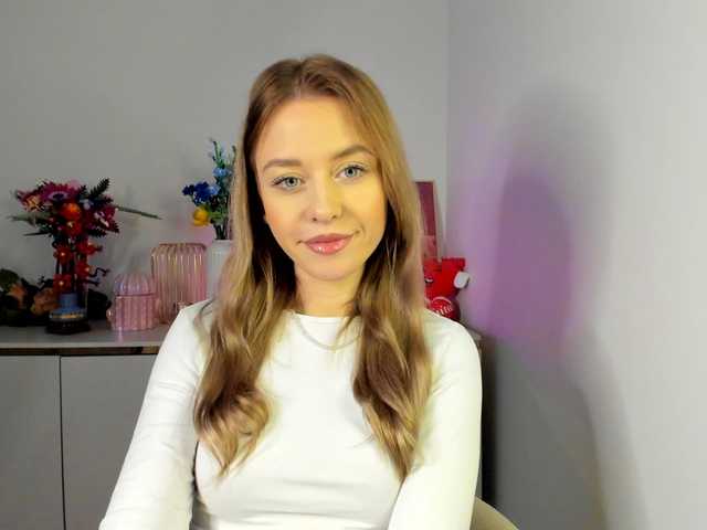 CindyGlam webcam bongacams model stream image