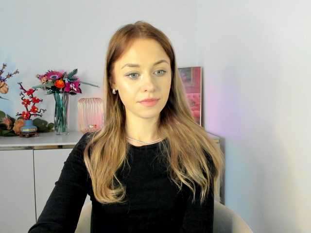 CindyGlam's BongaCams show and profile