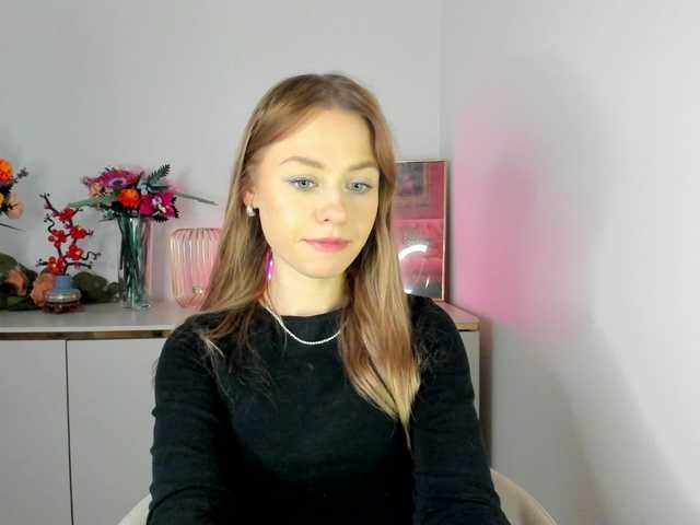 CindyGlam's BongaCams show and profile