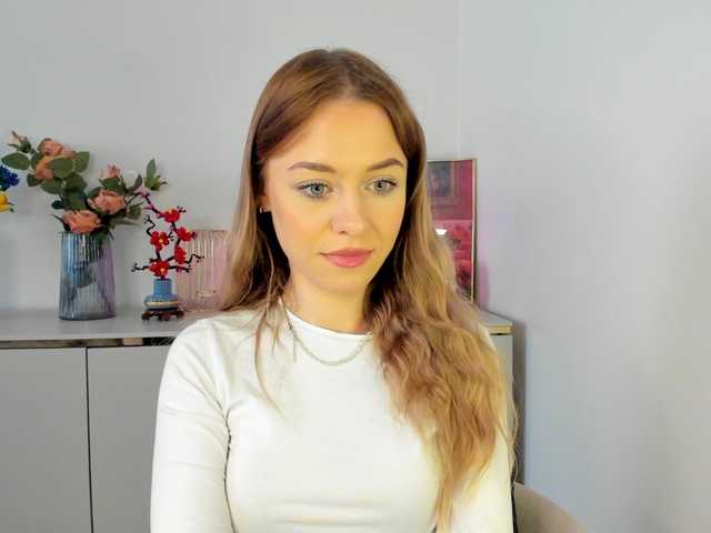 CindyGlam's BongaCams show and profile