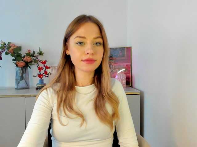 CindyGlam's BongaCams show and profile