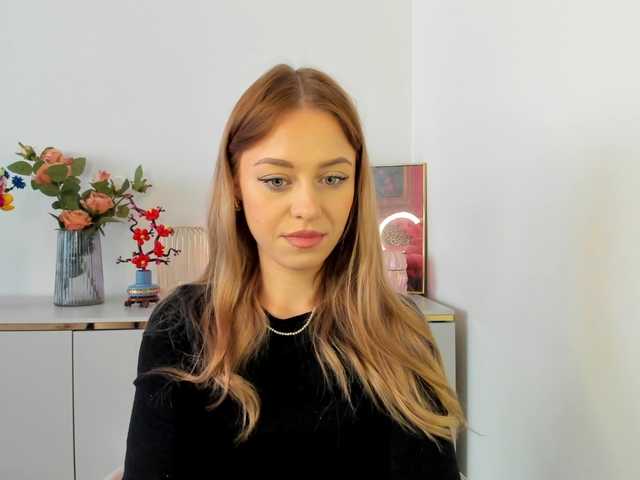 CindyGlam's BongaCams show and profile