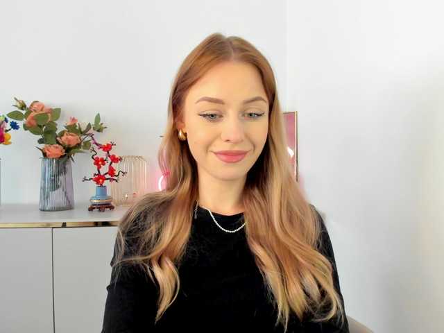 CindyGlam's BongaCams show and profile