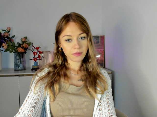 CindyGlam's BongaCams show and profile