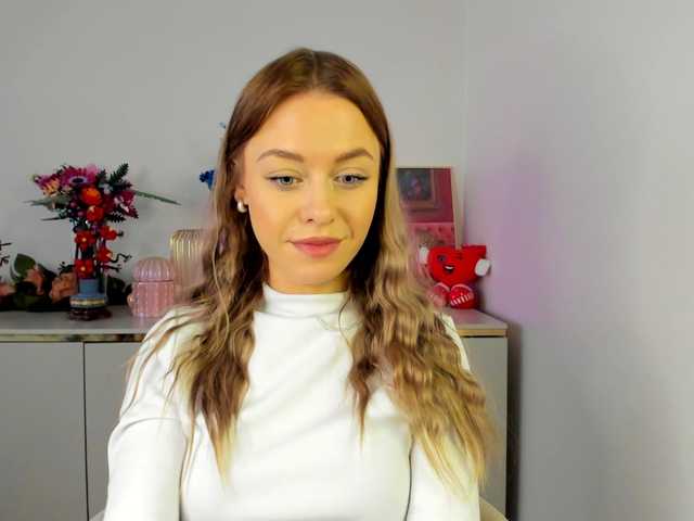 CindyGlam webcam bongacams model stream image