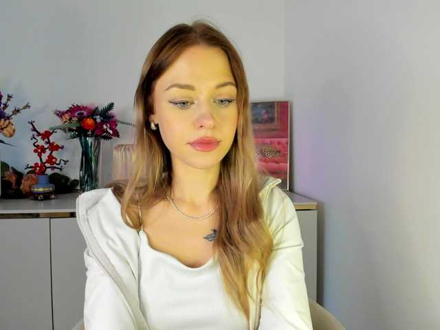 CindyGlam's BongaCams show and profile