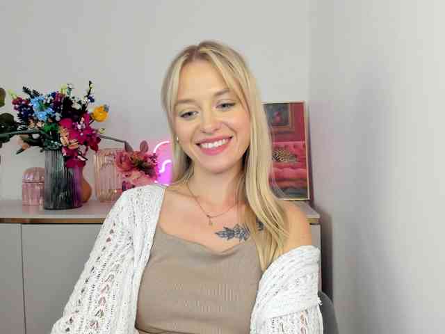 CindyGlam webcam