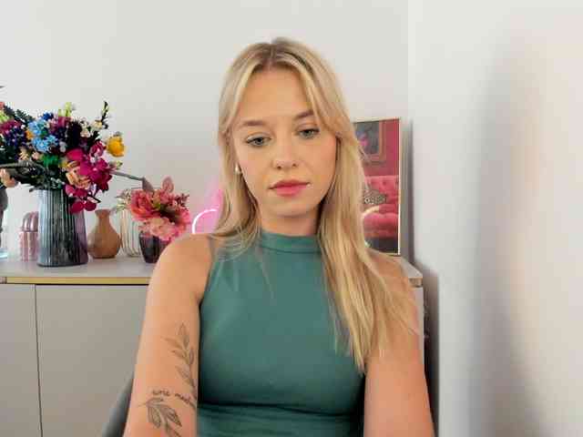 CindyGlam webcam