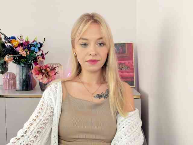 CindyGlam webcam
