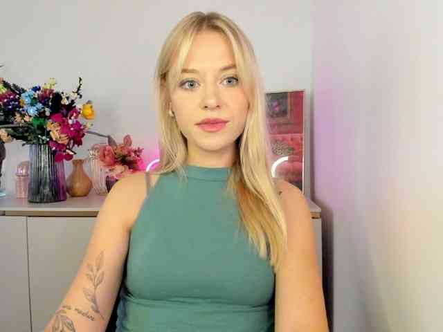 CindyGlam webcam