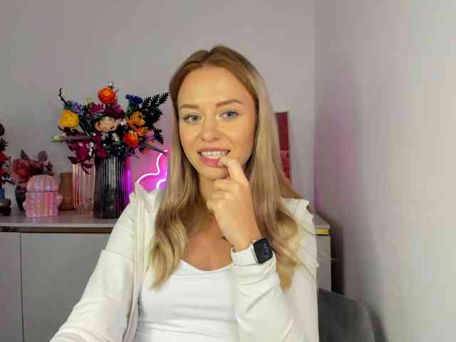CindyGlam webcam