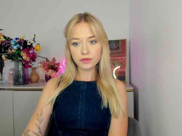 CindyGlam webcam