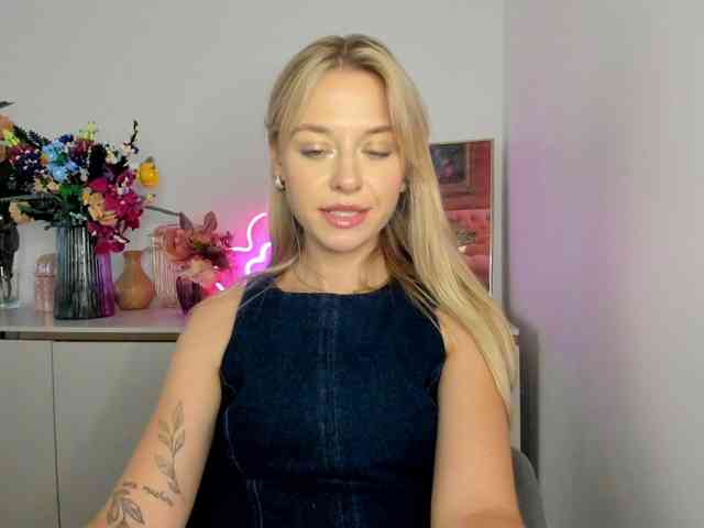 CindyGlam webcam