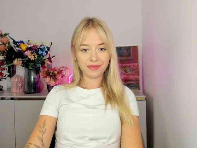 CindyGlam webcam