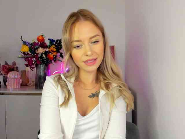 CindyGlam webcam