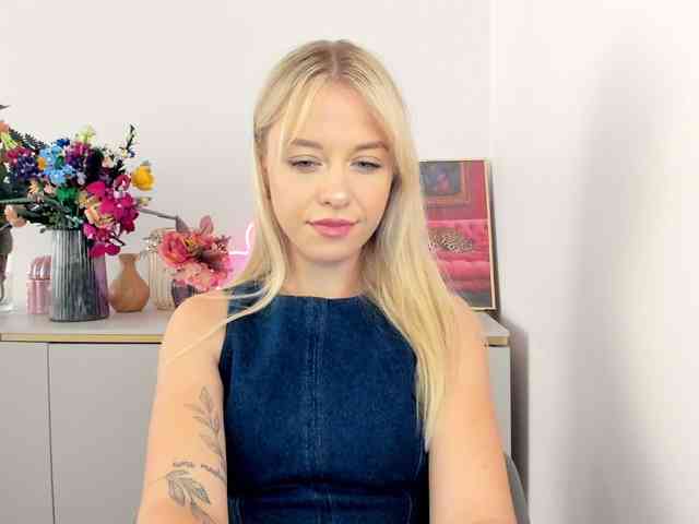 CindyGlam webcam