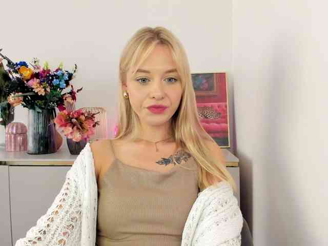 CindyGlam webcam