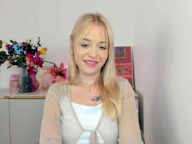 CindyGlam webcam
