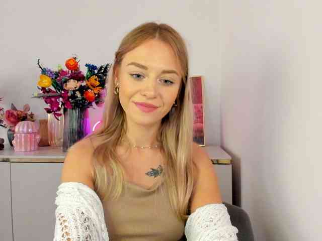 CindyGlam webcam