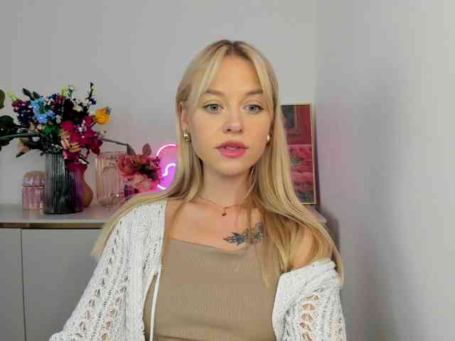 CindyGlam webcam