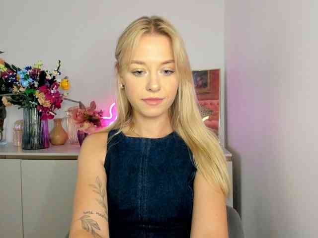 CindyGlam webcam
