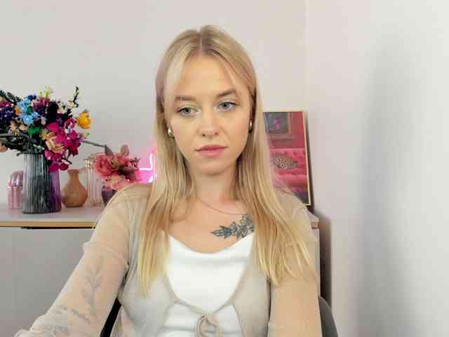 CindyGlam webcam