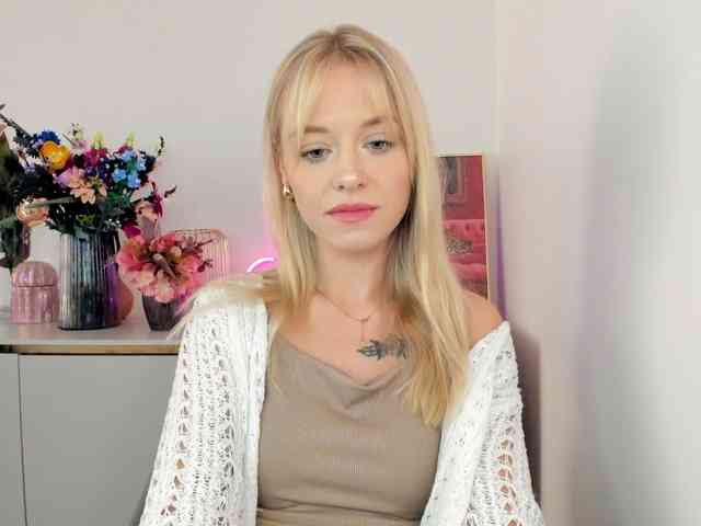 CindyGlam webcam