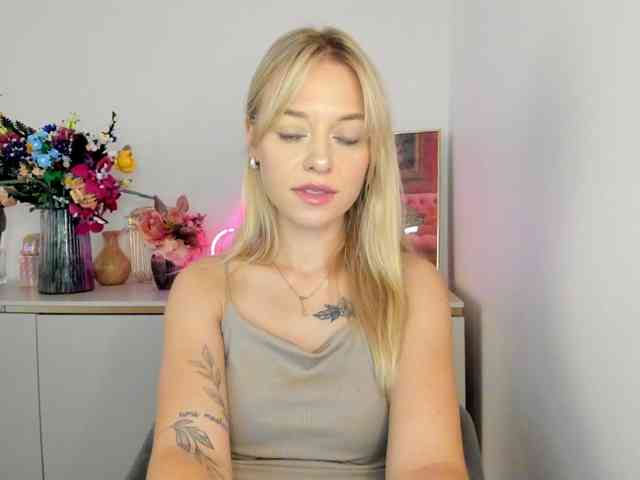 CindyGlam webcam